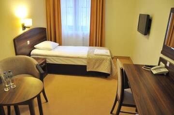 Фото номера Одноместный номер Отель Hotel Dudek г. Mniów 5